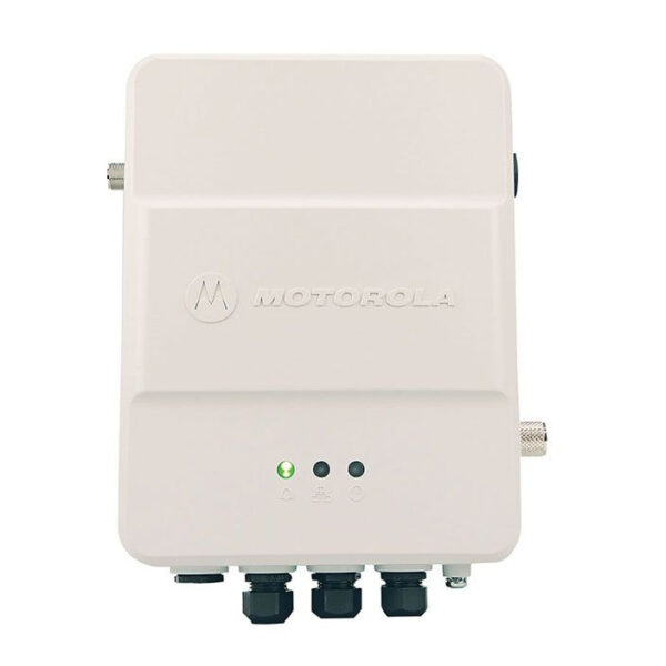 Motorola MOTOTRBO SLR 1000 UHF Repeater